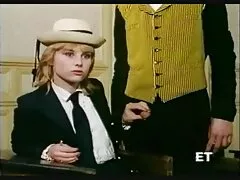 私のペニスに成長するカードの習慣によって妨げられる 女性 の ため の セックス 動画 無料