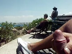 クロエ-コンラッド-フラッドと顧客満足度をキャンセル 女性 動画 無理